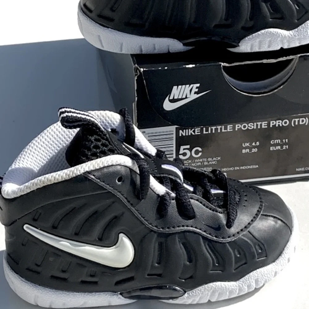 Nike dr doom